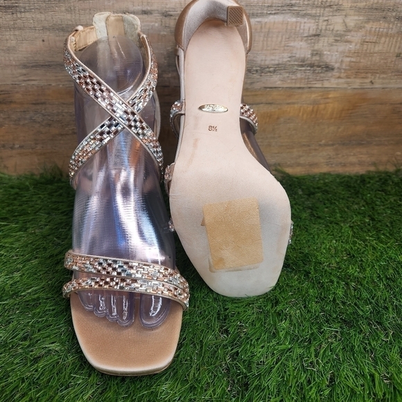 New BADGLEY MISCHKA Zendaya Satin Stiletto Sandals | 8.0 - Picture 7 of 9